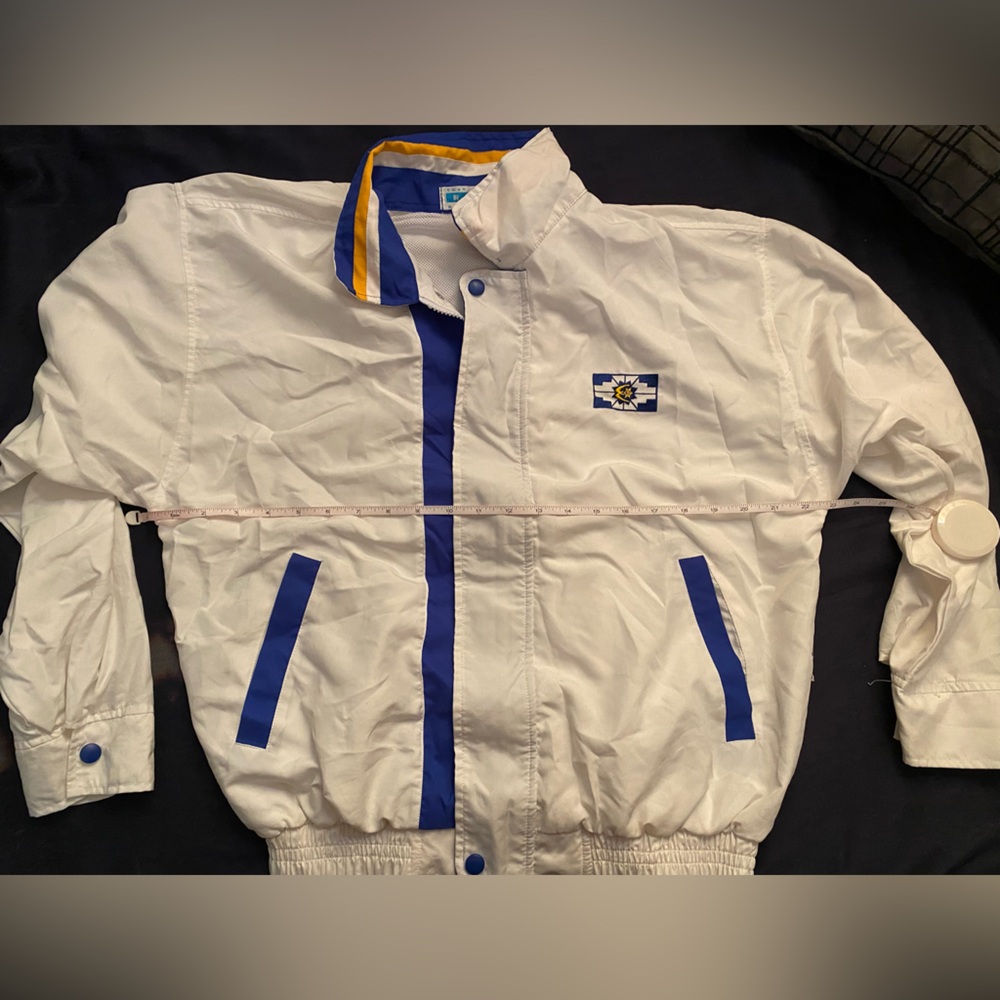 White windbreaker - no brand